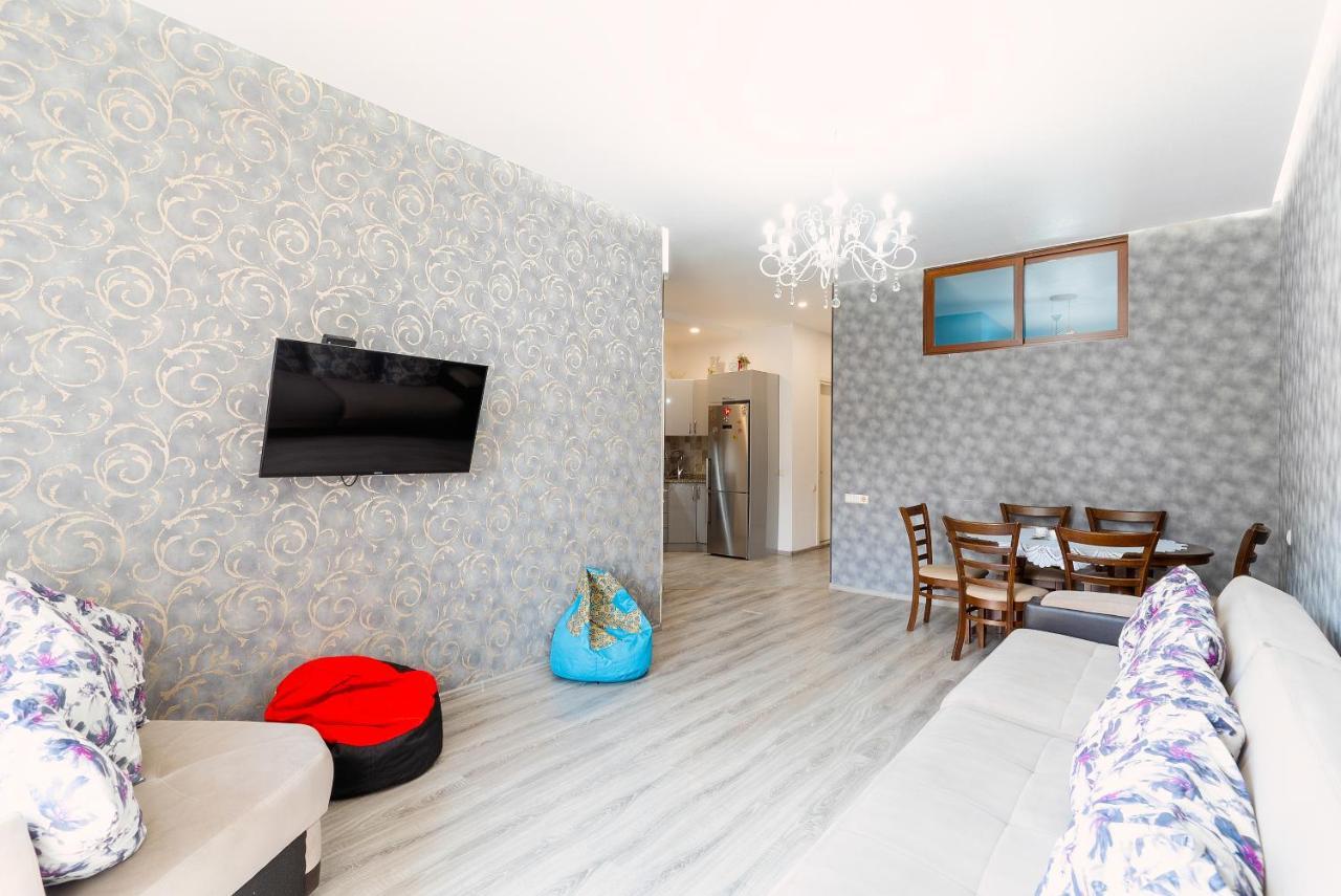 Nice Batumi Apartment Kültér fotó
